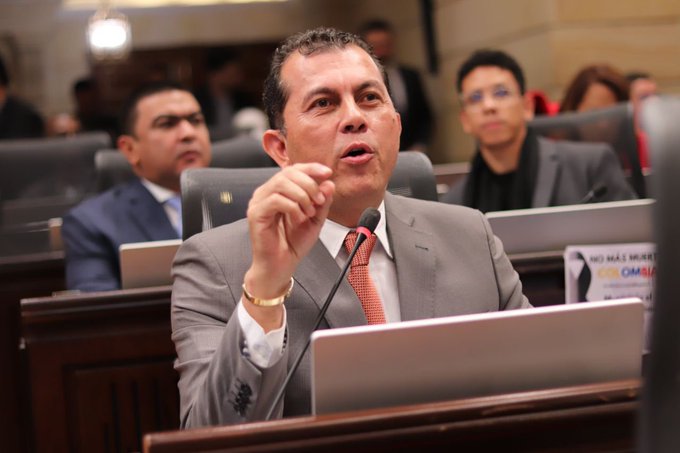 Carlos Edward Osorio critica tarifas altas e incoherencias políticas de congresistas tolimenses 1
