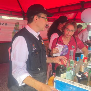 El Tour Anticontrabando llega a los barrios de Ibagué 3