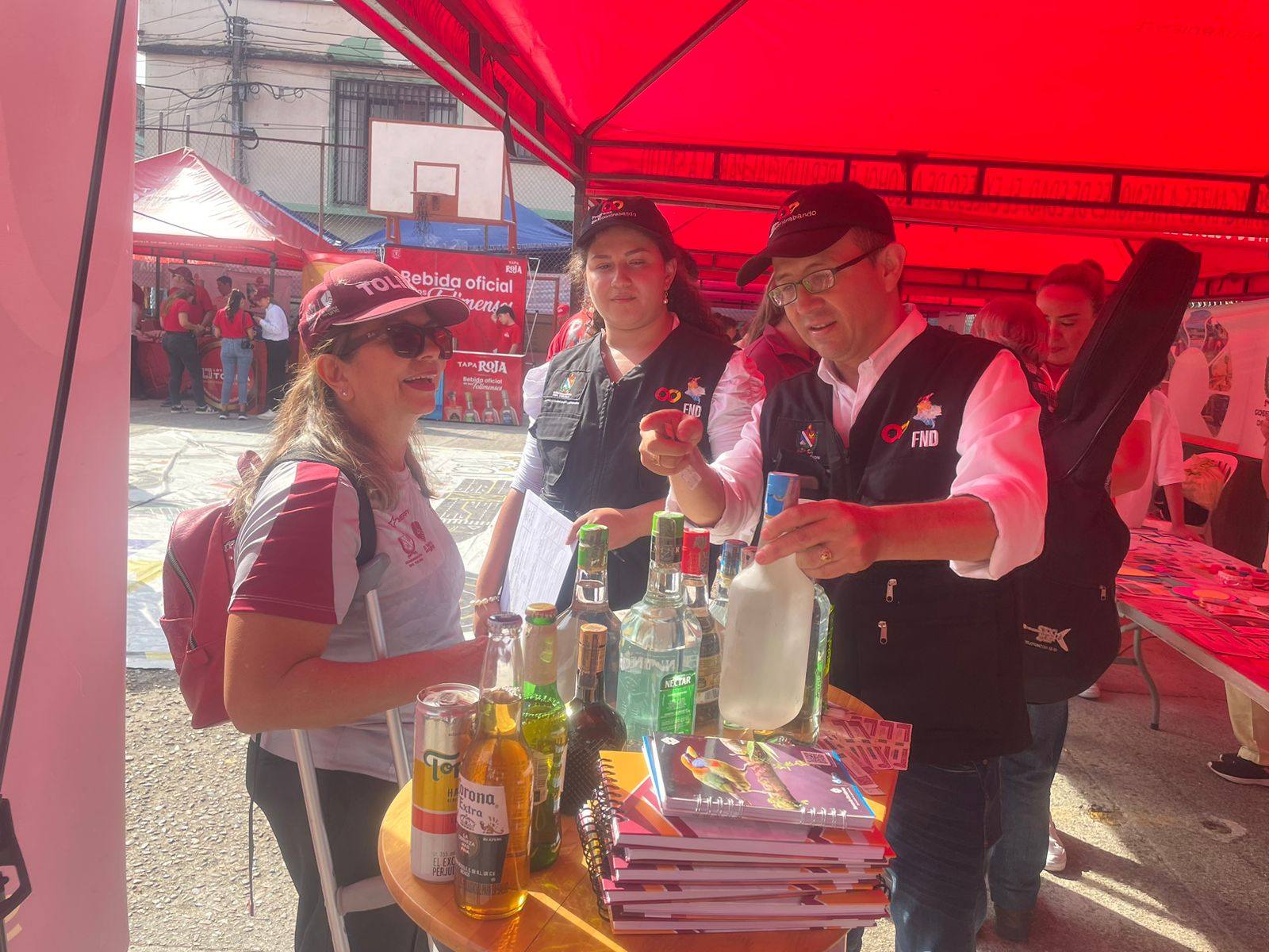 El Tour Anticontrabando llega a los barrios de Ibagué 1