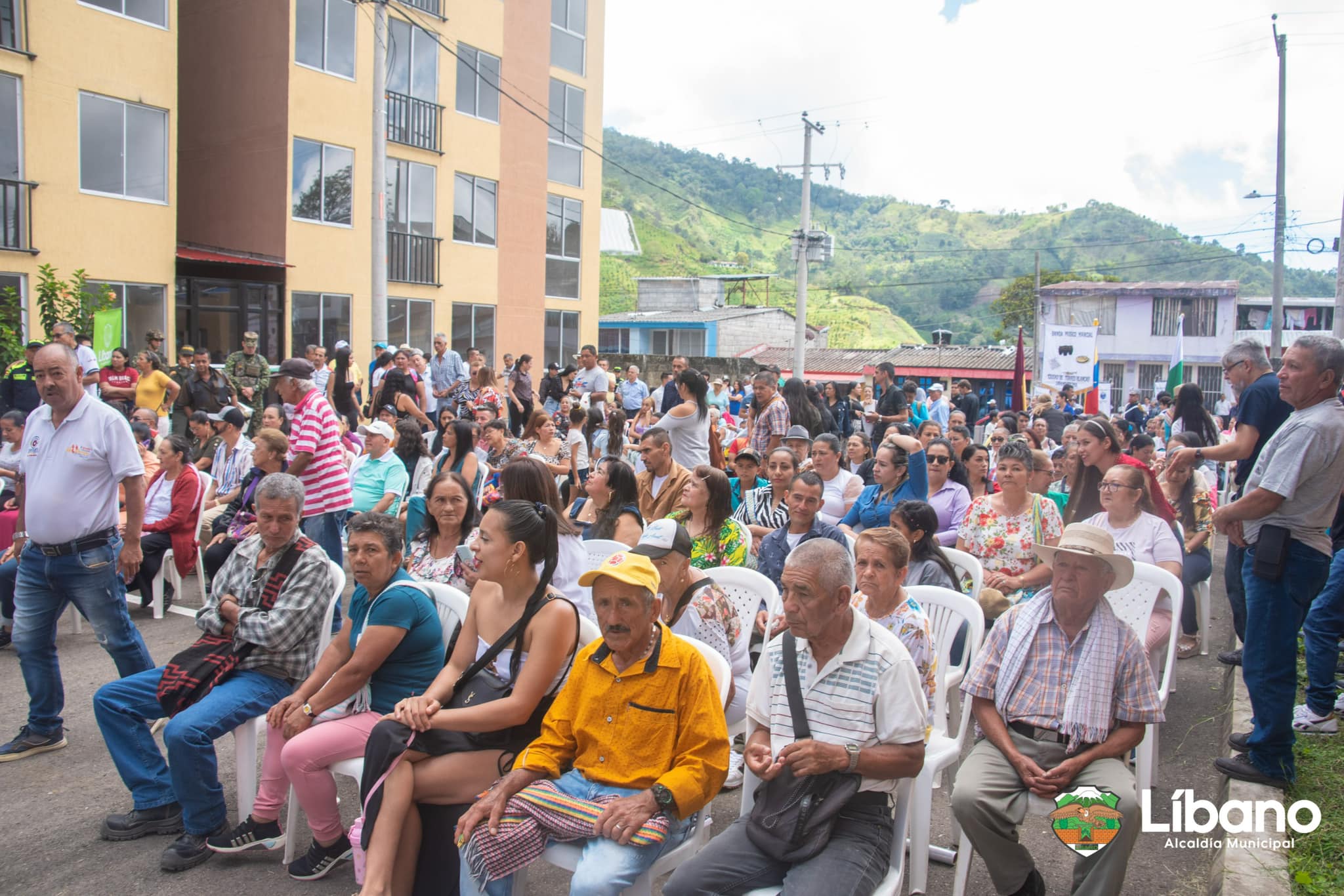 Alcaldía de Líbano le cumplió a 80 familias que esperaban su vivienda hace 12 años 1