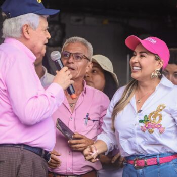 Alcaldesa de Ibagué entregó más de 6.000 metros de vías nuevas en El Salado 4