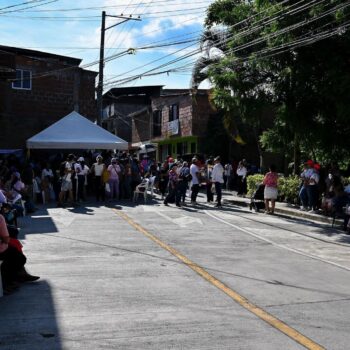 Alcaldesa de Ibagué entregó más de 6.000 metros de vías nuevas en El Salado 2