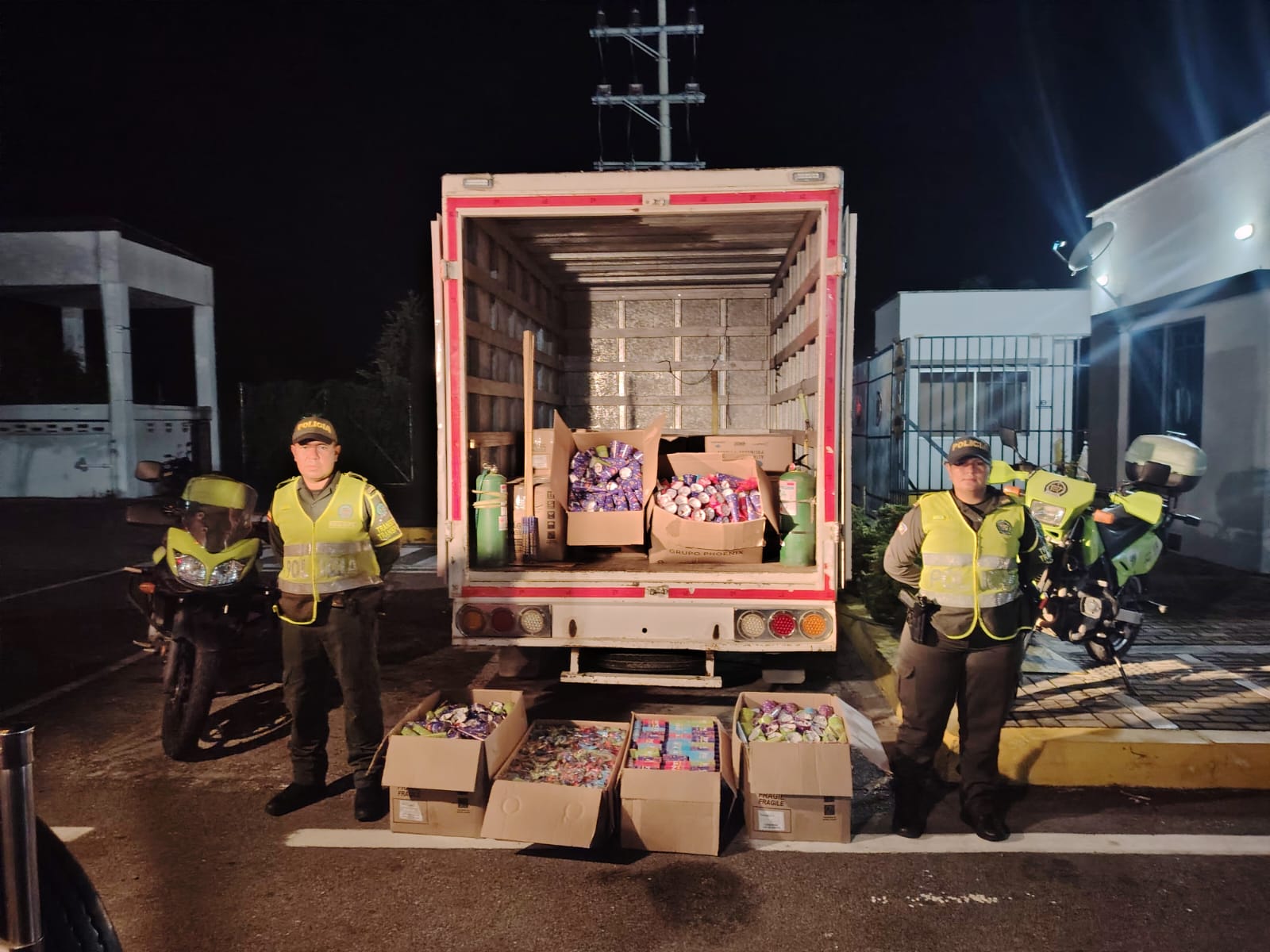 Policía del Tolima incautó 600 kilos de material pirotécnico en vías de Espinal 1
