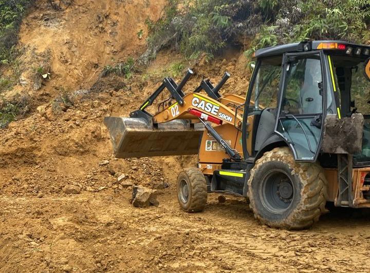 Alcaldía de Ibagué atendió emergencia por deslizamiento de tierra en la vereda Potrero Grande 1
