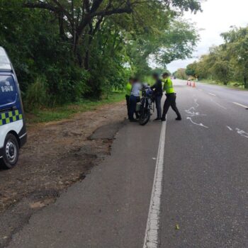 Policía Tolima implementó medidas especiales en los ejes viales para este puente festivo  4