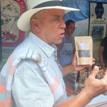Así acompañaron los municipios a la Feria Internacional del Café en Planadas 10