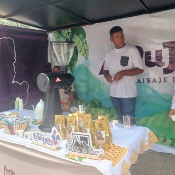 Así acompañaron los municipios a la Feria Internacional del Café en Planadas 37