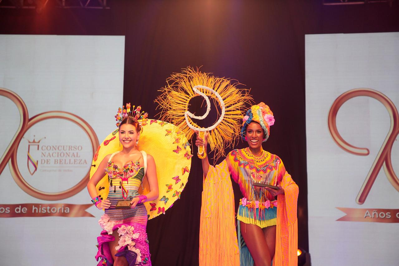 Señorita Tolima, una de las dos ganadoras del Desfile de Traje Artesanal en Cartagena 1