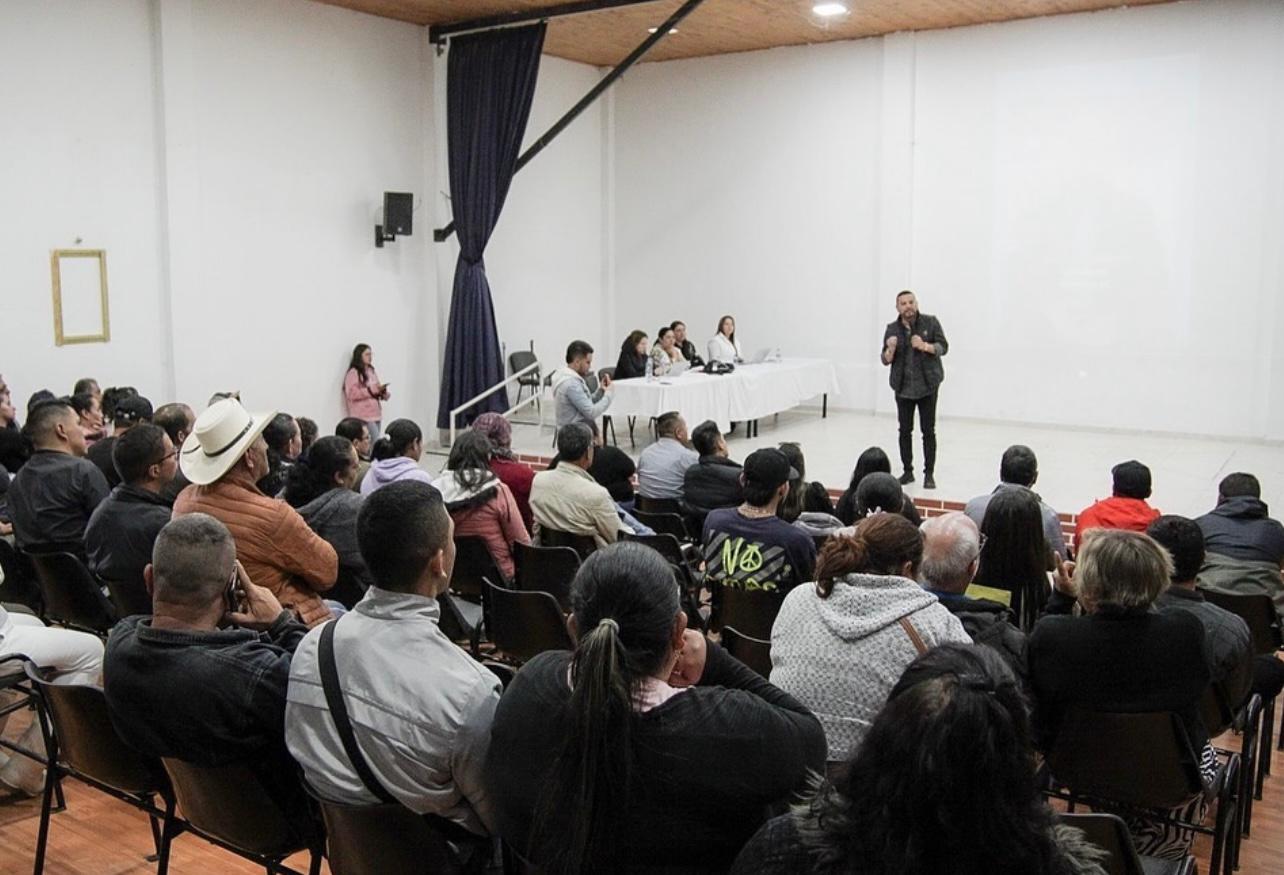 Gobernación y comunidad de Murillo se unen por un turismo responsable y sostenible 1