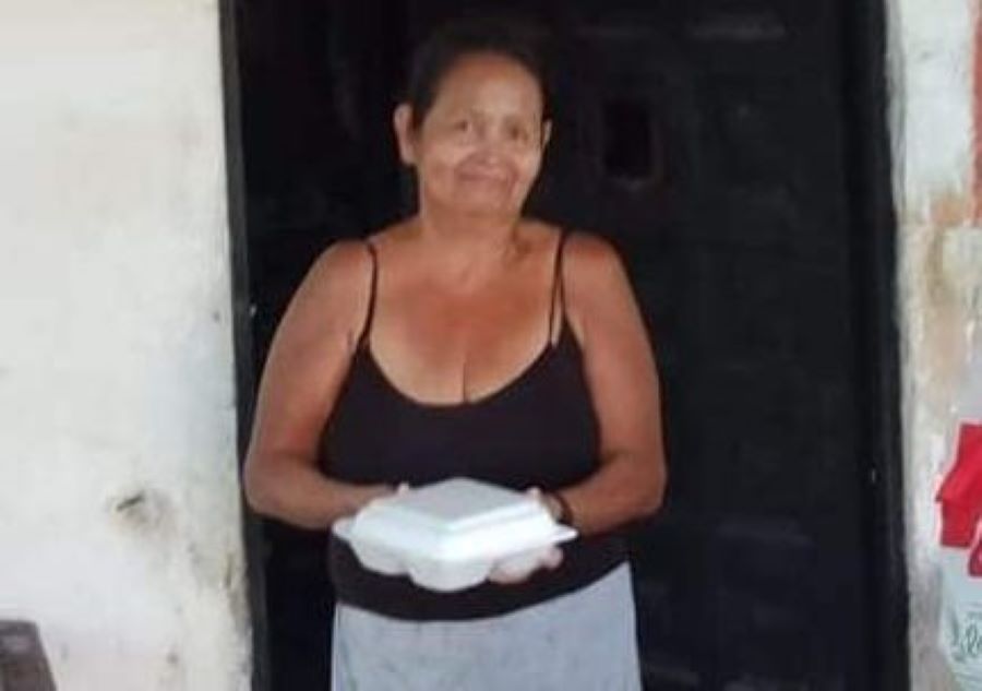 Por la espalda le dispararon a mujer en el Guamo por robarle 1