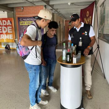 Tour Anticontrabando, en doble jornada, visitó la Universidad Cooperativa de Colombia 3