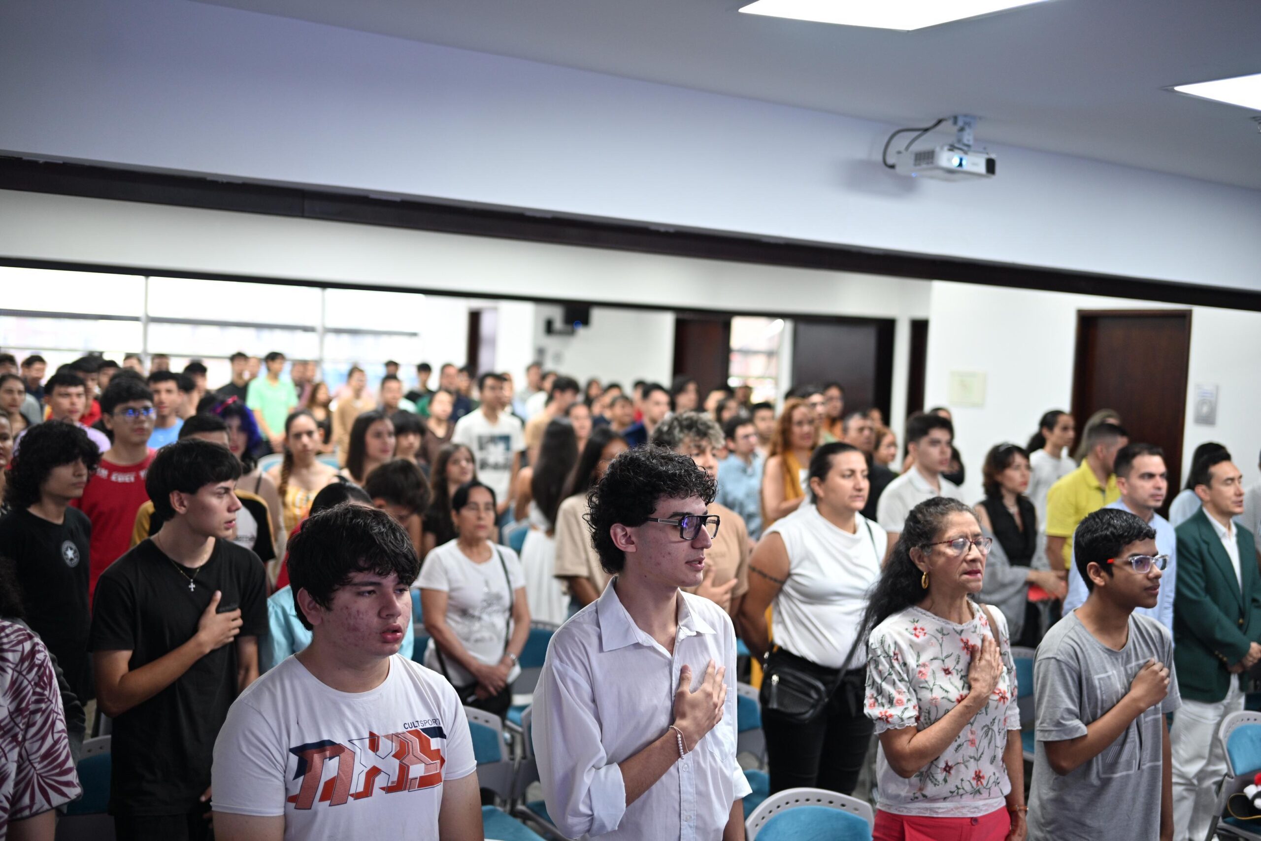 119 jóvenes se graduaron como Programadores del Futuro 2
