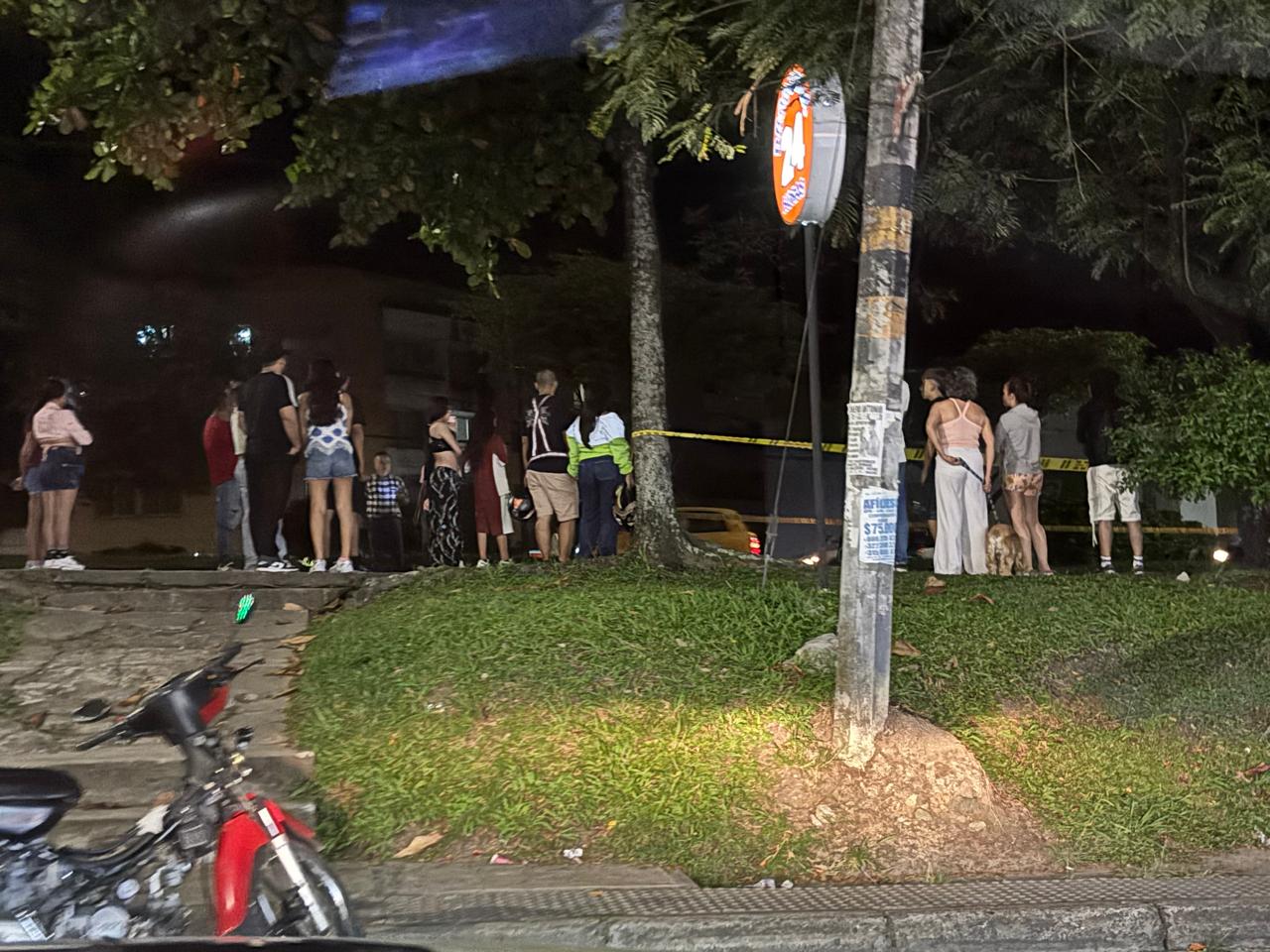 Ciudadano muere arrollado por moto en la carrera Quinta con calle 65 4
