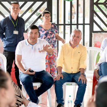 Alcaldesa de Ibagué se compromete con La Miel: liderará mejoras en servicios y calidad de vida para la comunidad 3