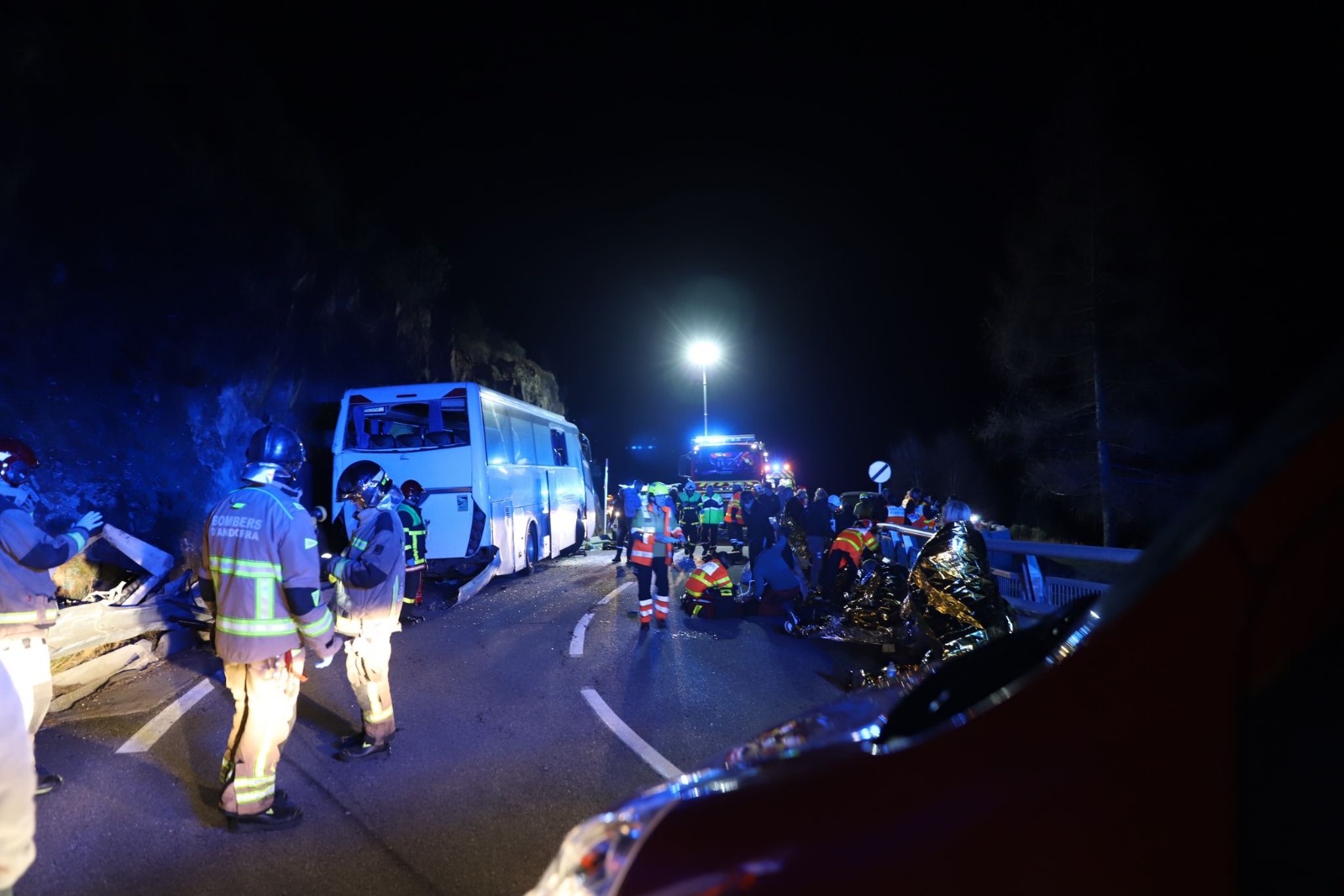 31 colombianos heridos en accidente en Porté-Puymorens, Francia 5