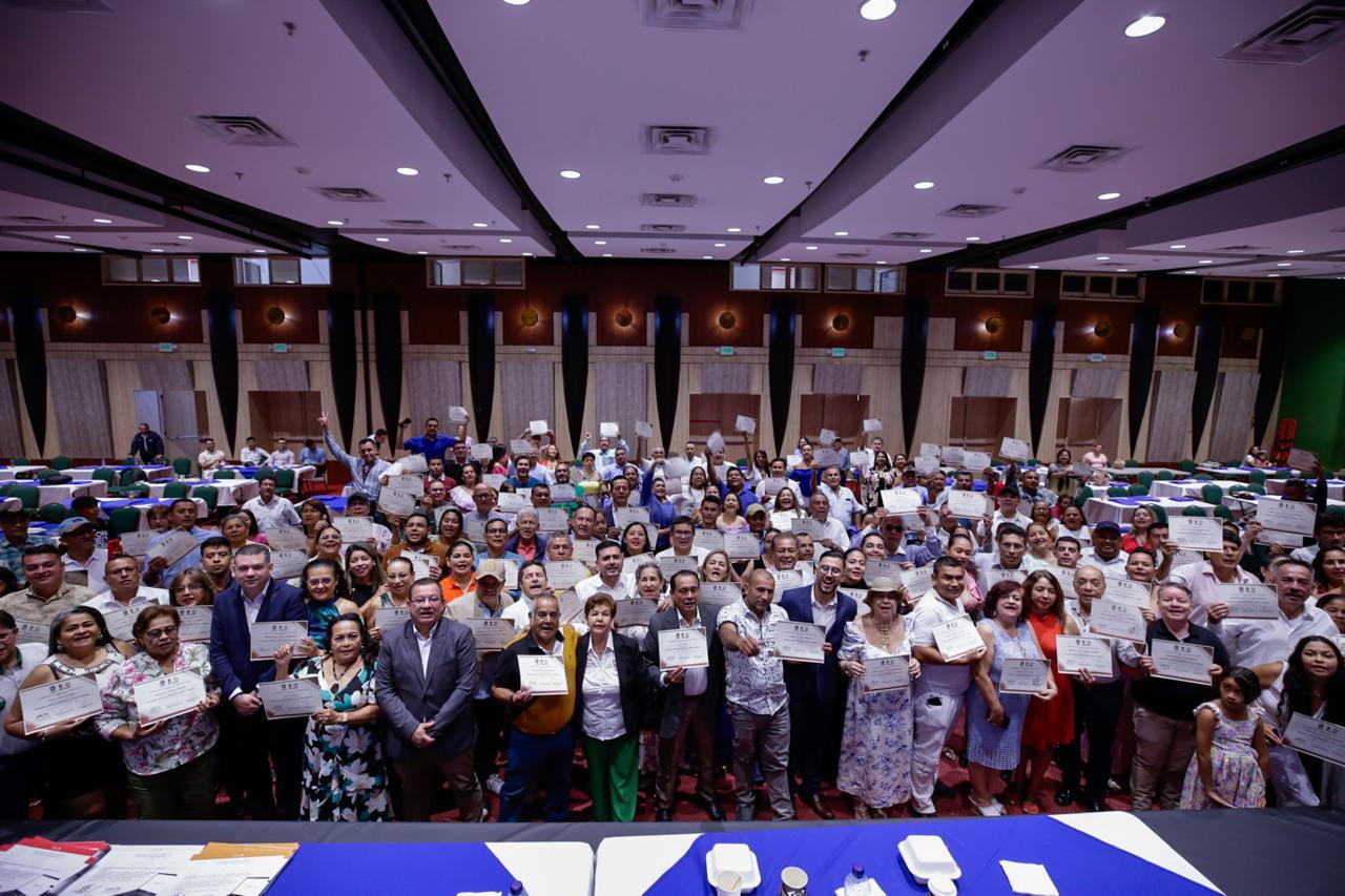 170 líderes sociales y comunitarios del Tolima culminan Diplomado en Liderazgo Integral 1