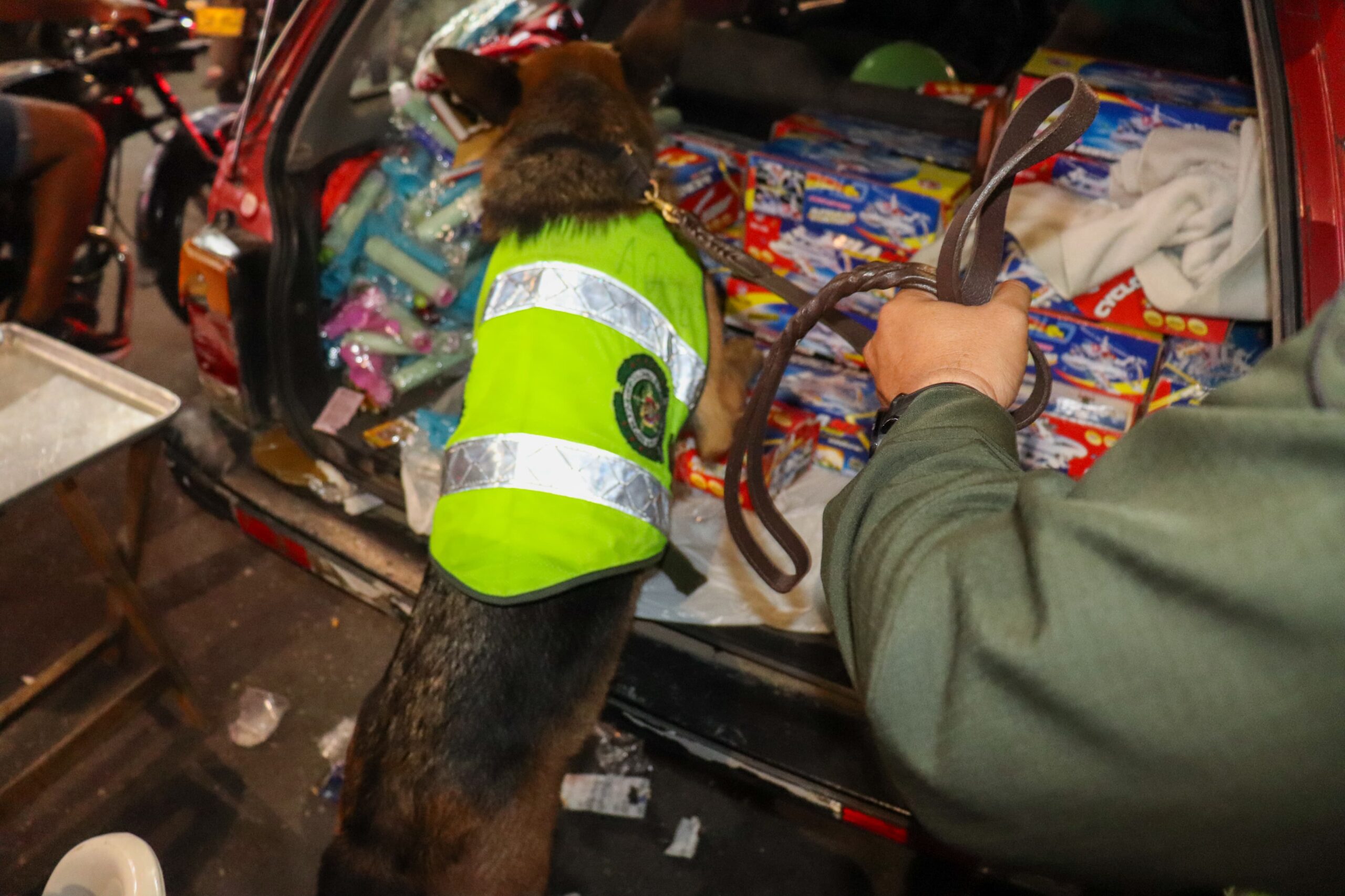 Alcaldía y Policía se incautaron de más de 10 kilos de pólvora en el Centro de Ibagué 1