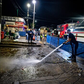 Plaza de La 21 es sometida a una jornada integral de limpieza y embellecimiento por la Alcaldía de Ibagué 2