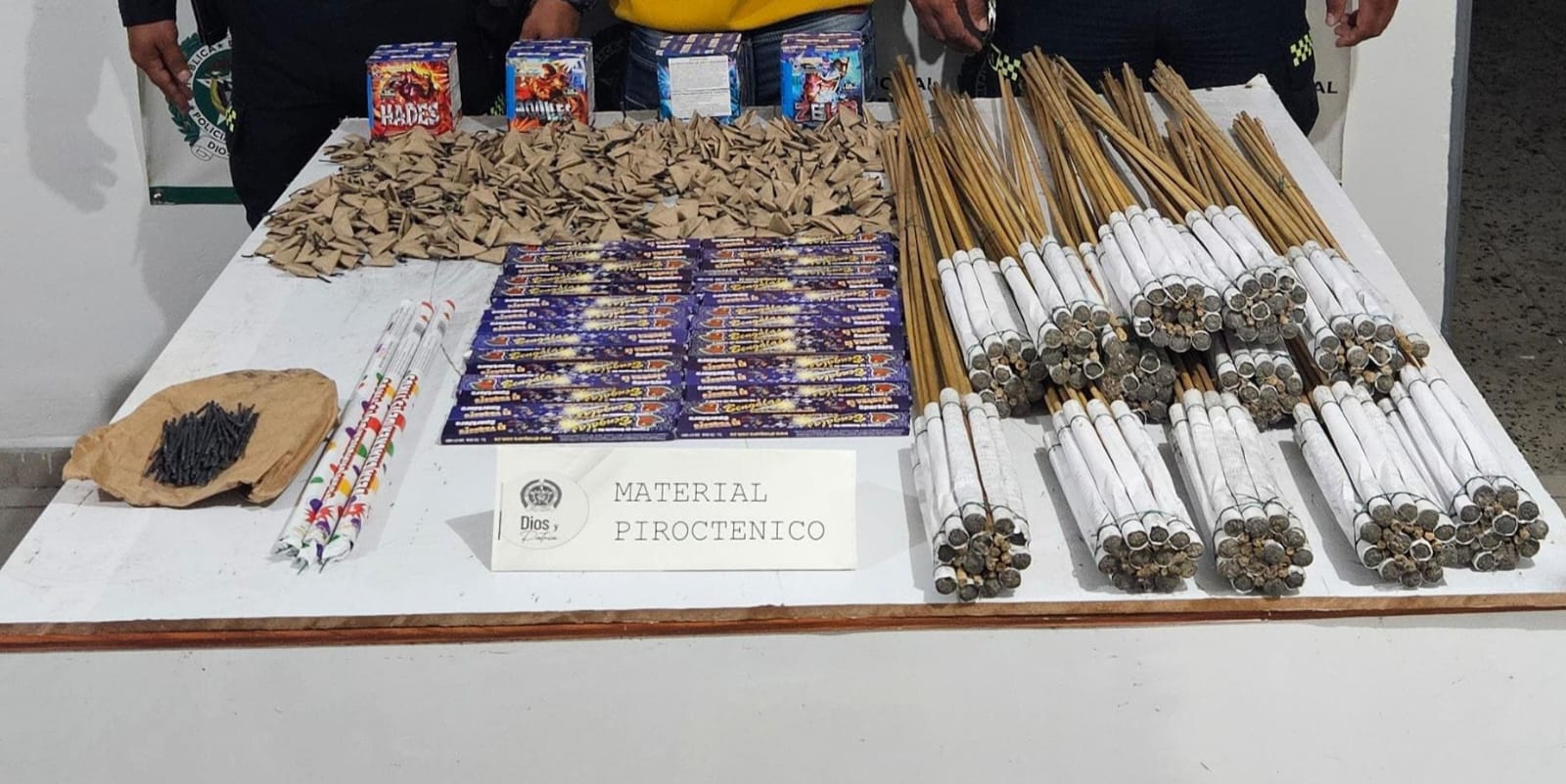 Policía de Ibagué incautó elementos pirotécnicos avaluados en $26 millones 3