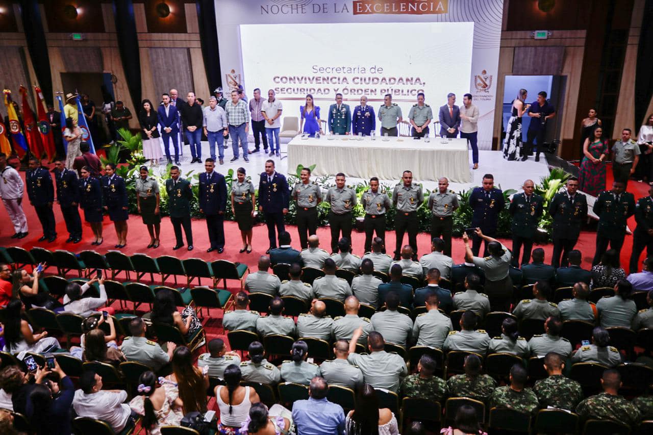 “Aquí tienen a una mujer que se sobrepone al miedo, gracias a ustedes”: Gobernadora 4