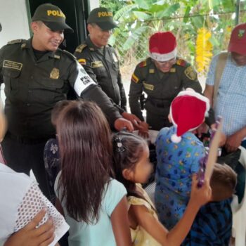 En Saldaña, Policía fomentó la solidaridad con recuperación del salón comunal de Pueblo Nuevo 2