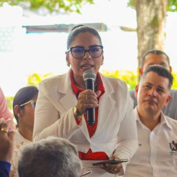 "Puerta de Oro del Tolima" ya tiene conexión aérea con Bogotá: inauguran vuelo de Satena 20