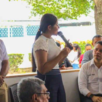 "Puerta de Oro del Tolima" ya tiene conexión aérea con Bogotá: inauguran vuelo de Satena 15