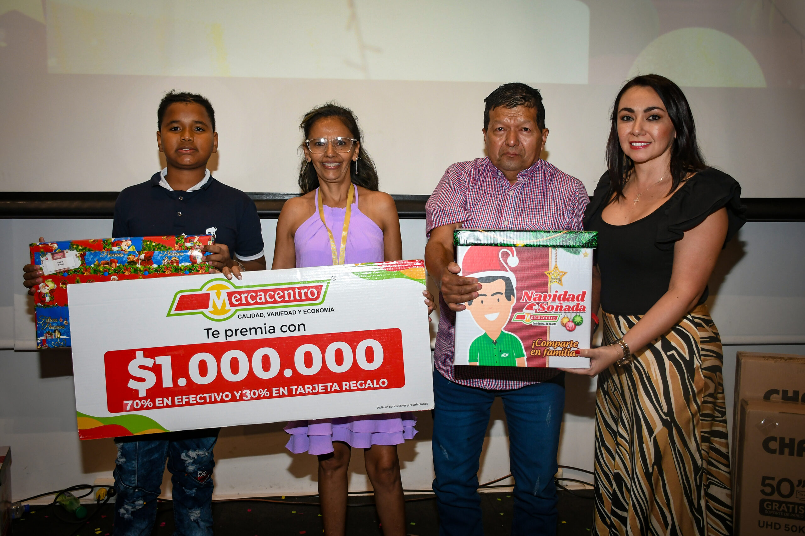 26 familias vivieron una Navidad Soñada con Mercacentro 2
