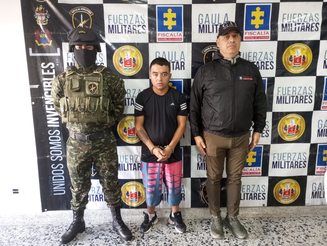 En Ibagué, Ejército Nacional captura a un sujeto que presuntamente extorsionaba bajo la modalidad de falso familiar 1