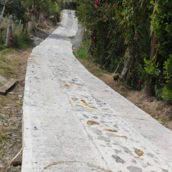 Alcaldía avanza en la construcción de más de 770 metros de placa huella en zona rural 2