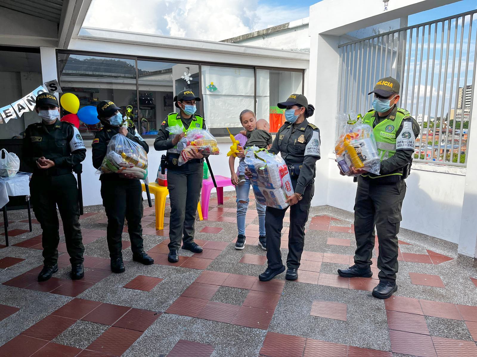 Historias: Samuel, el pequeño guerrero de Planadas celebró su primer año con la Policía 1