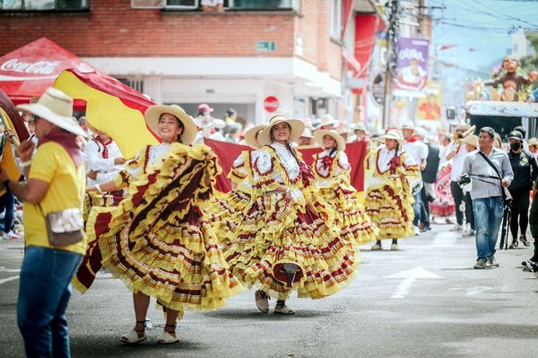 Procuraduría investiga presuntas irregularidades en contrato para logística del Festival Folclórico Colombiano en Ibagué 1