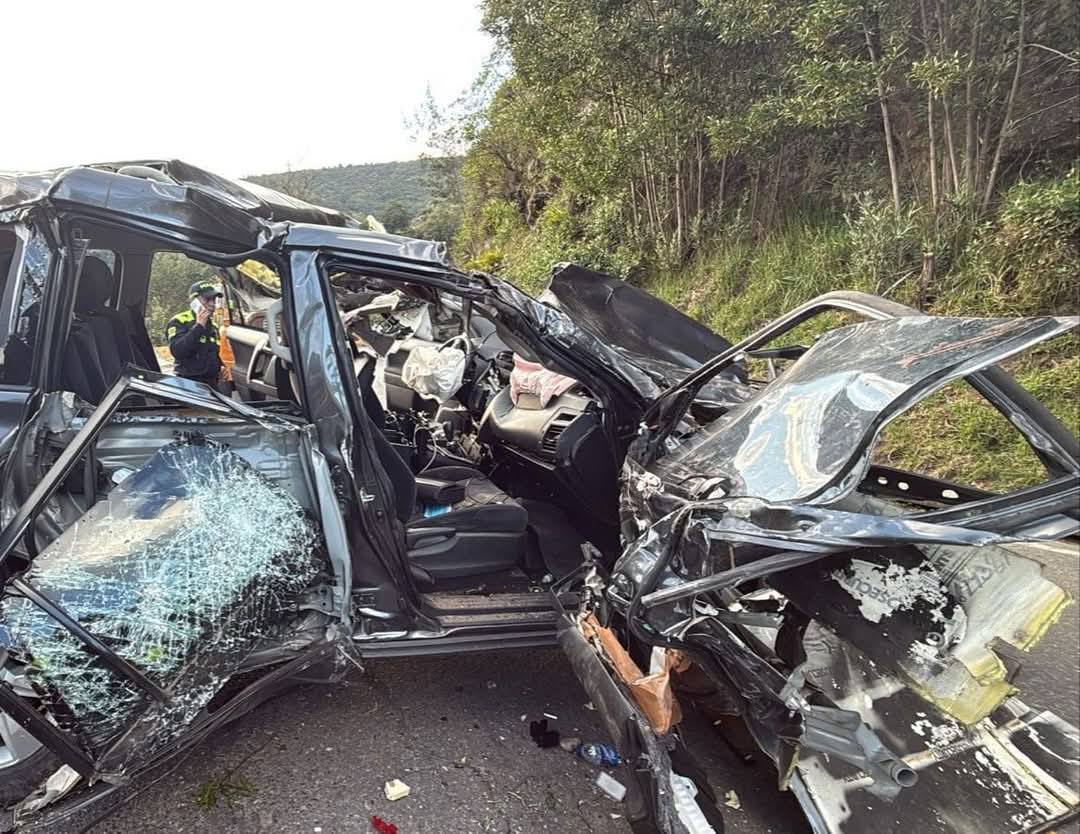 Accidente en la caravana de seguridad de Germán Vargas Lleras deja dos muertos y tres heridos 1