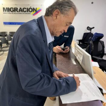 El exnarco Carlos Lehder llegó a Colombia, procedente de Alemana 2