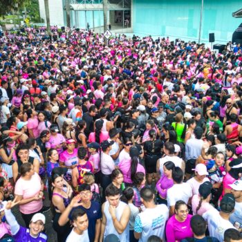 Cinco mil personas participaron en la Carrera 5K del Día de la Mujer 3