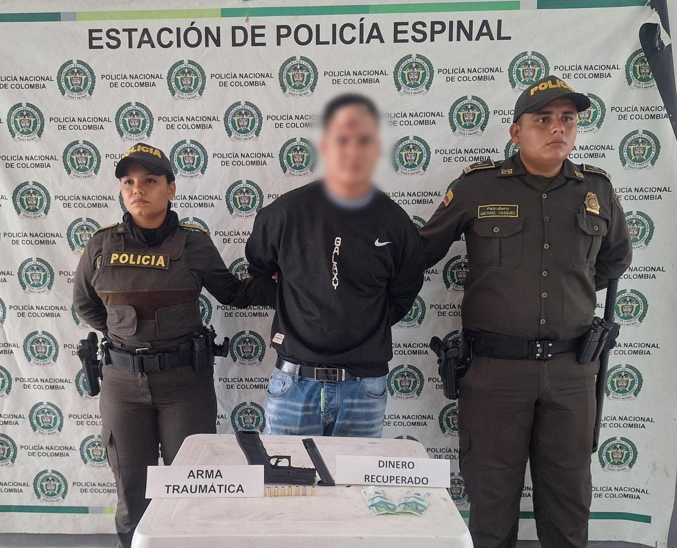 Comunidad le dio paloterapia a ladrón que hurtó en un establecimiento comercial de El Espinal 1