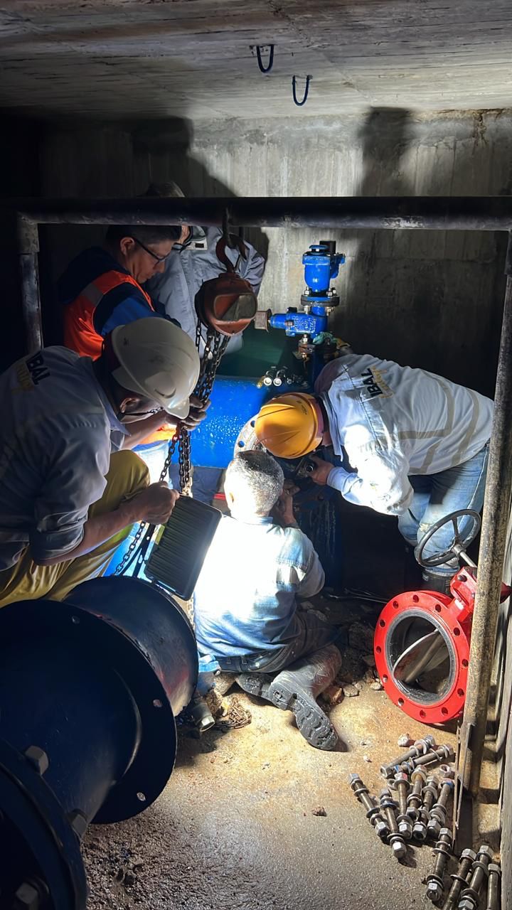 IBAL arregló el daño y restablece de manera gradual el servicio de agua en la comuna Siete 2