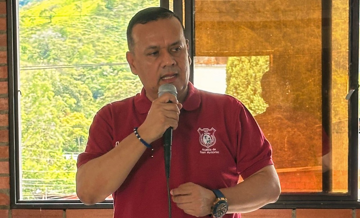 Alcalde de San Antonio destaca tranquilidad en su municipio, pese a casos aislados de extorsión 1
