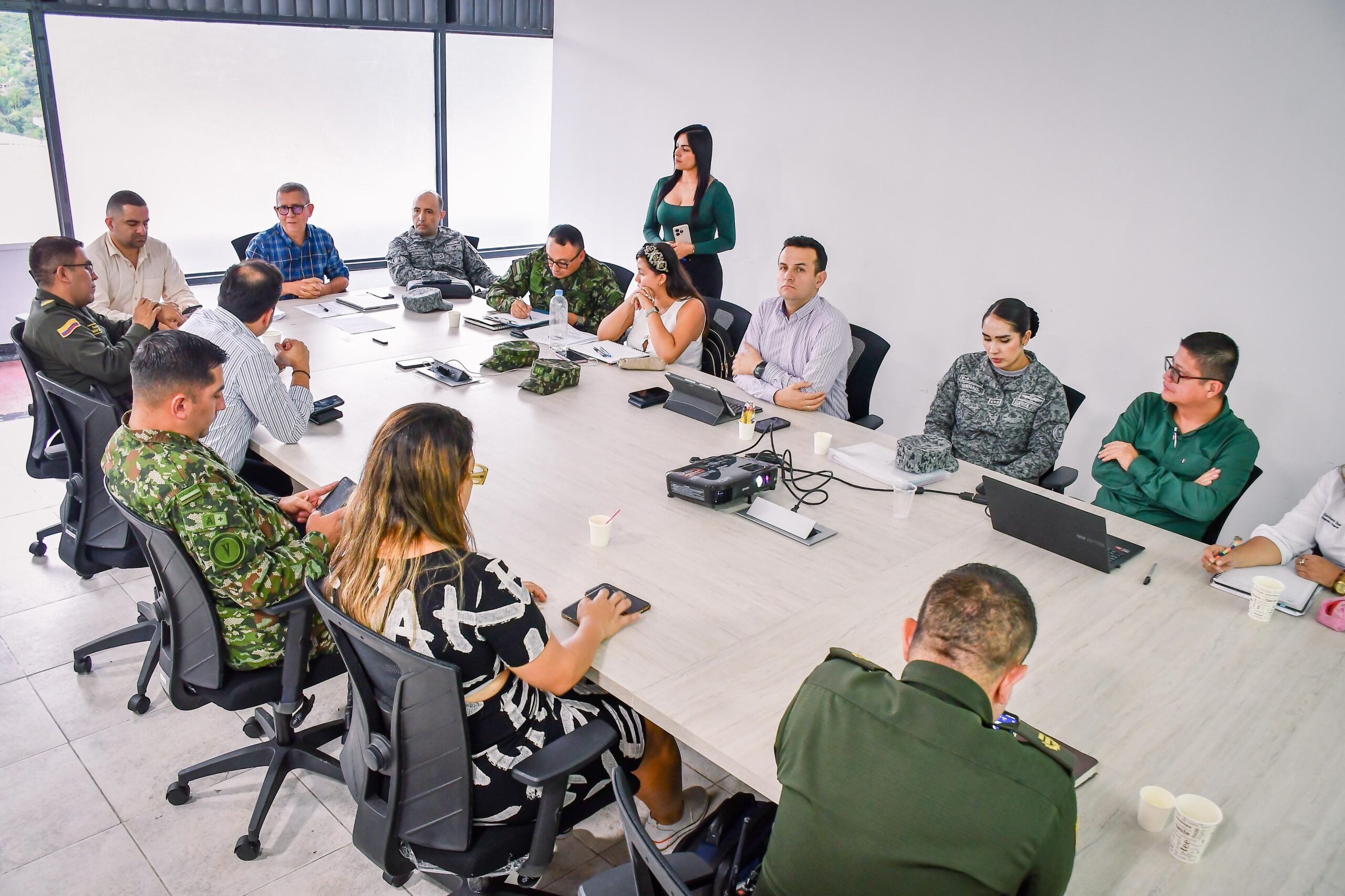 Comité de Orden Público aprueba alarmas comunitarias y recompensa por atentado en Melgar 1