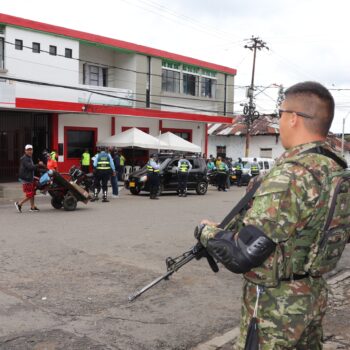 Alcaldía recupera la calle 20 para seguridad y tranquilidad de los ibaguereños 2