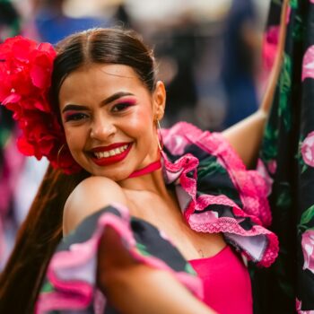 Más de 3.200 artistas participaron en el gran Desfile de San Pedro en Ibagué 5