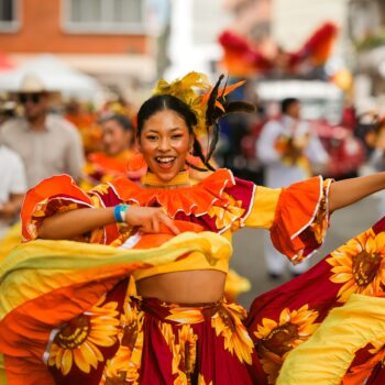 Más de 3.200 artistas participaron en el gran Desfile de San Pedro en Ibagué 8