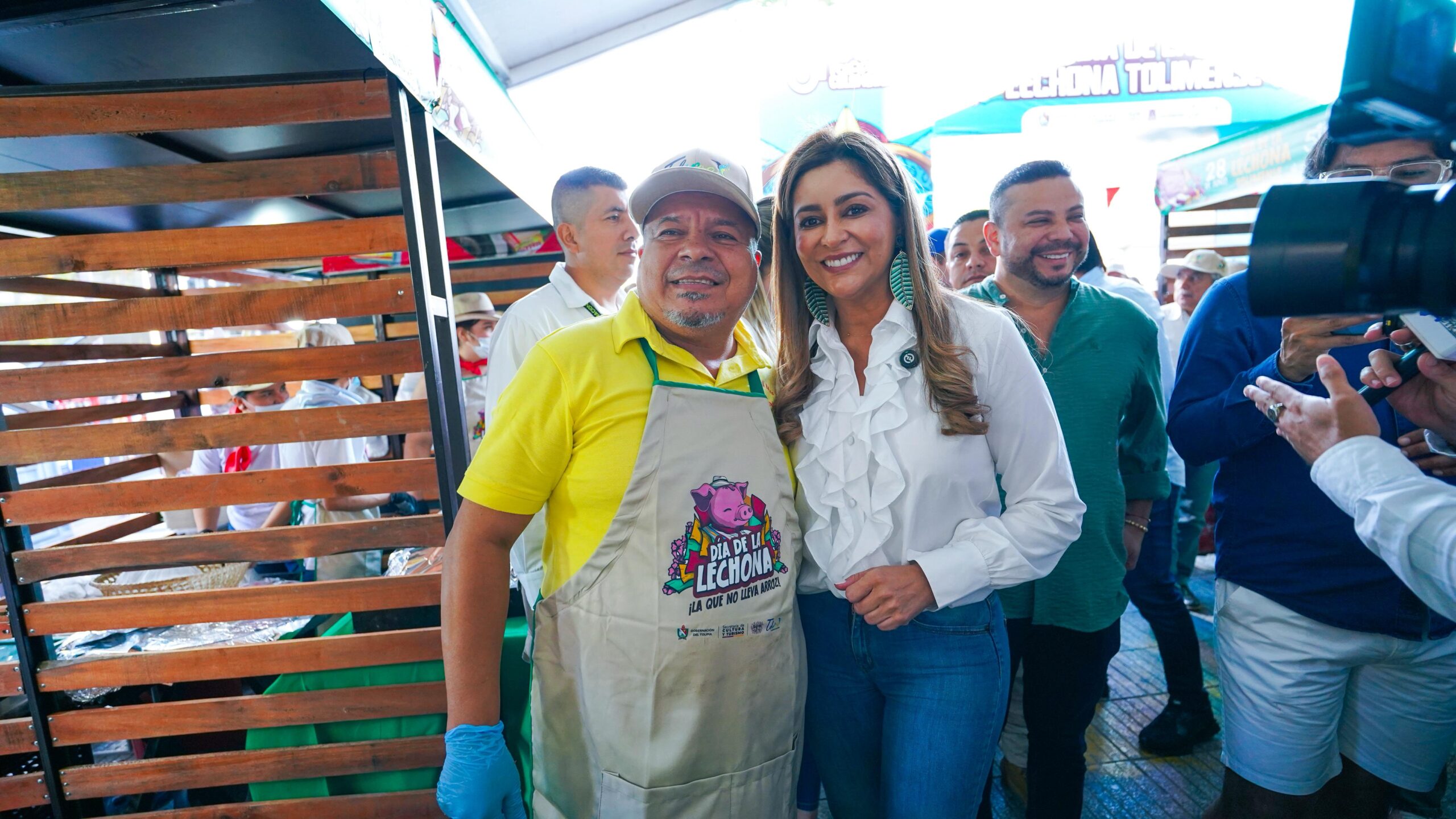 ”Productores vendieron 72.000 platos en el Día de la lechona tolimense” 1