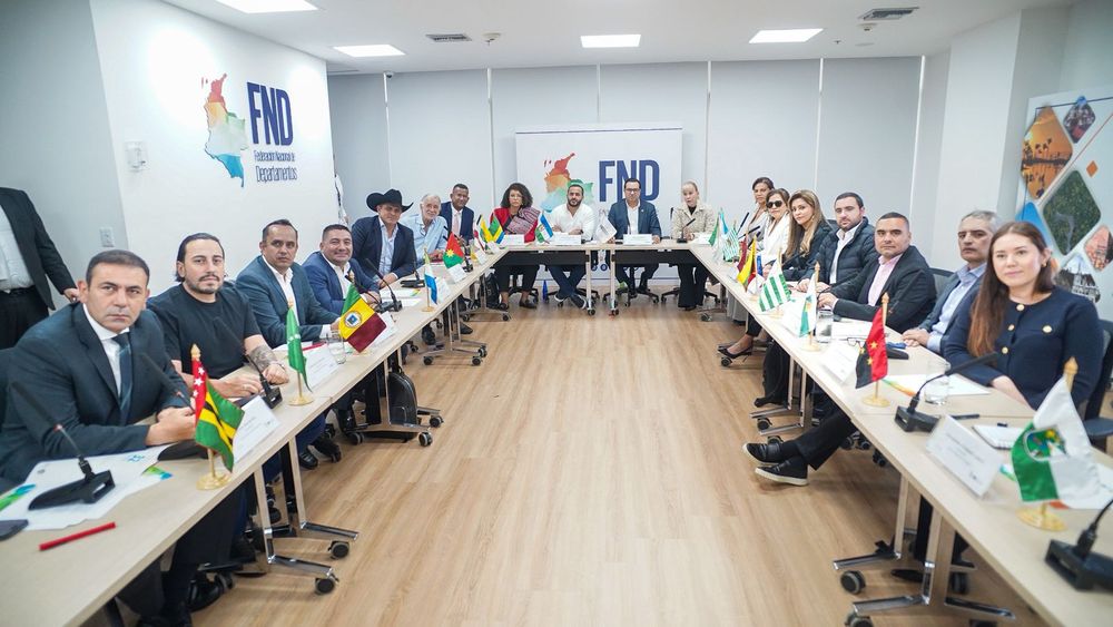 Gobernadores invitan al Presidente, al Congreso de la República y a los líderes de los partidos políticos, a que den el primer paso 3