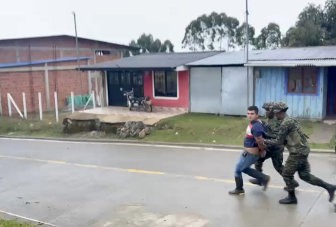 Ejército y Policía rescatan a los 57 militares secuestrados en Cauca 1