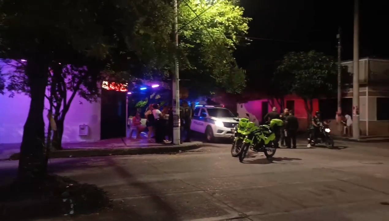 Espinal, nuevamente estremecido por la violencia: joven de 18 años es asesinado en un bar 1