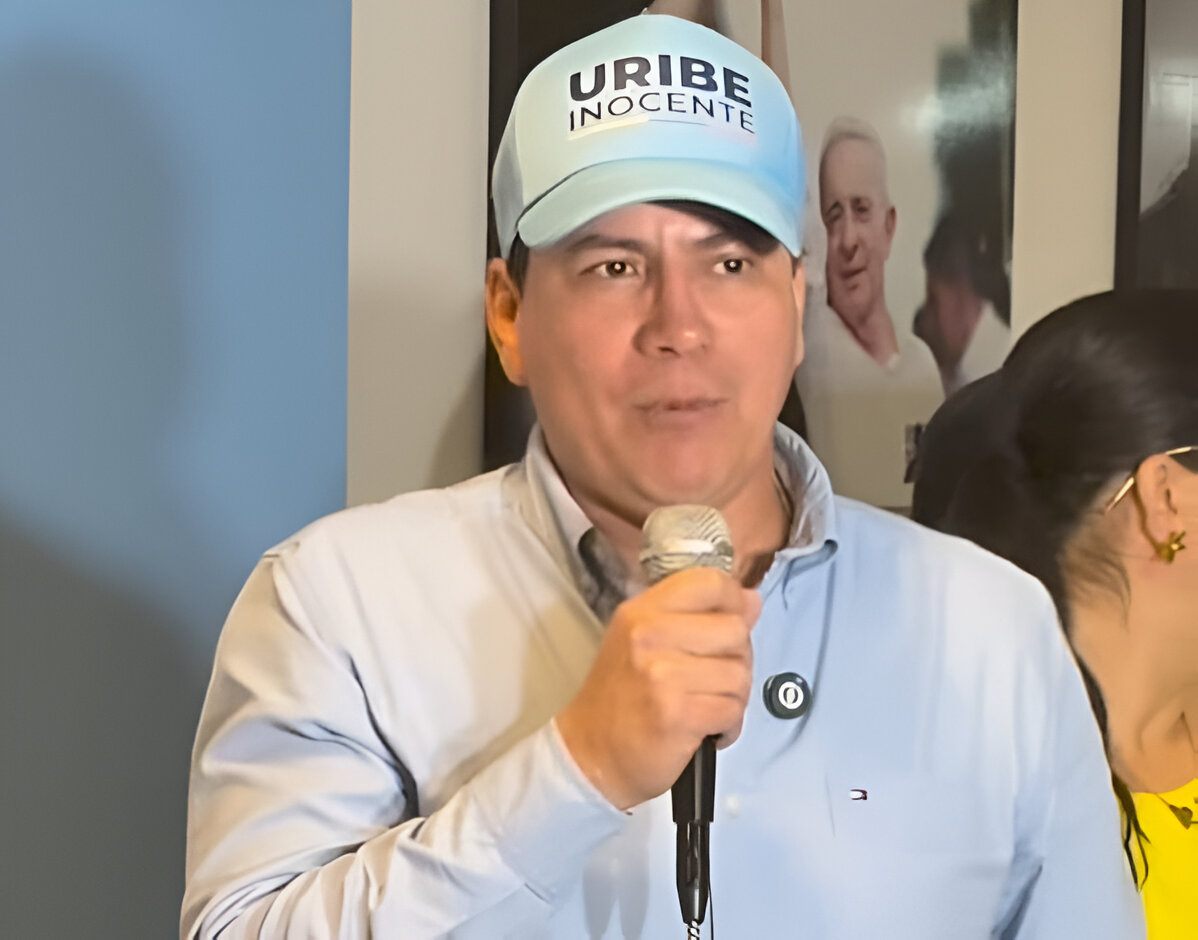 Holman Guevara denuncia campaña de desprestigio contra el Centro Democrático 1