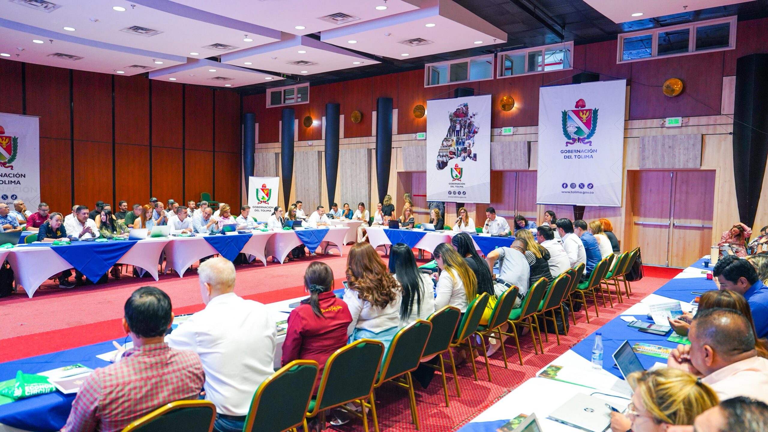 Gobernadora Matiz pidió a sus funcionarios “pisar el acelerador” 1
