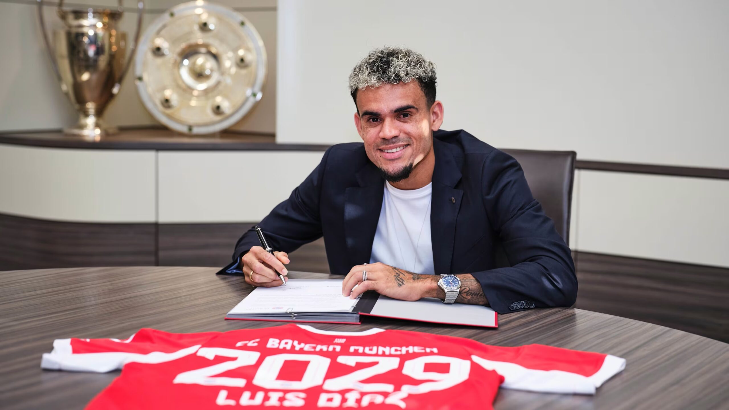 El FC Bayern ficha a Luis Díaz 7