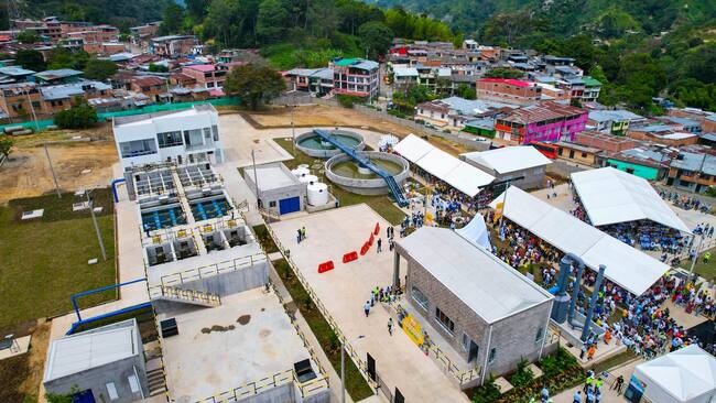 Indagación de Procuraduría por presuntas irregularidades en contrato de obra por más de $18 mil millones del IBAL 1